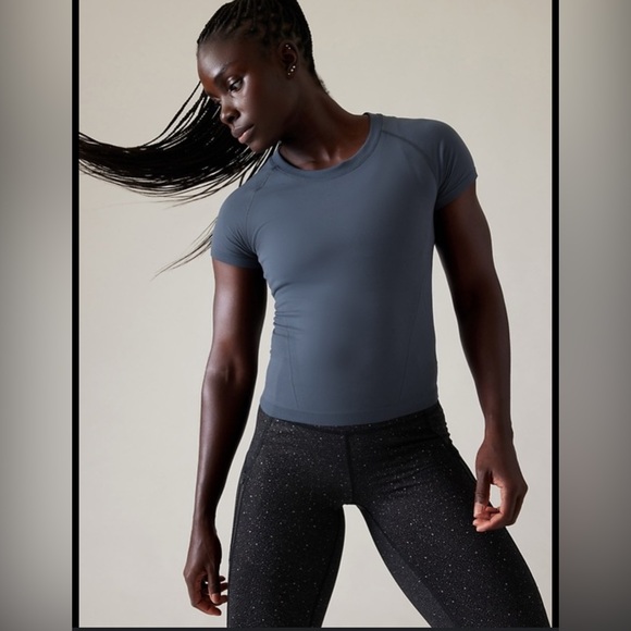 Athleta Momentum Seemless Short Sleeve Tee - Picture 1 of 5